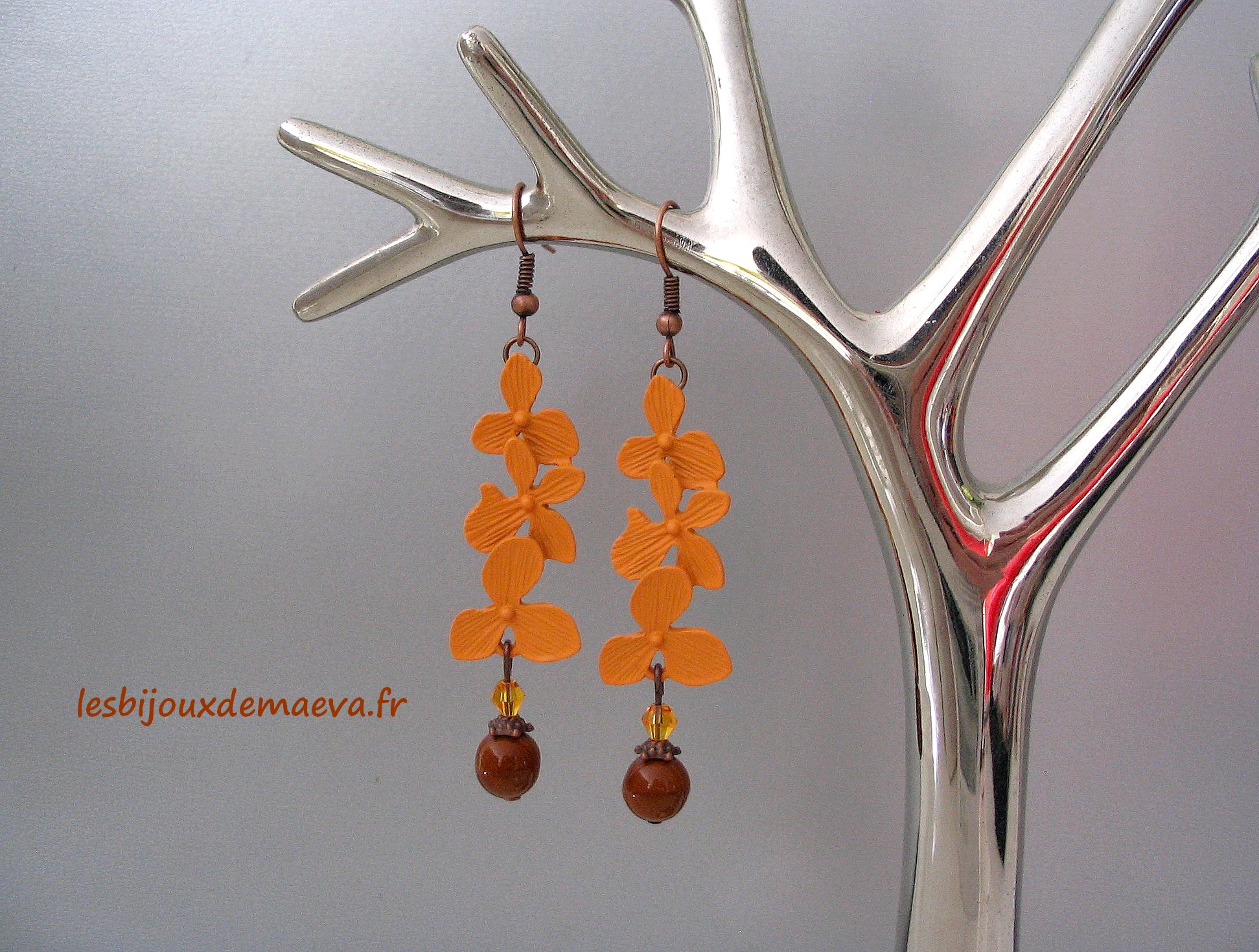 Boucles d'oreilles fantaisies orange marron Orchidées