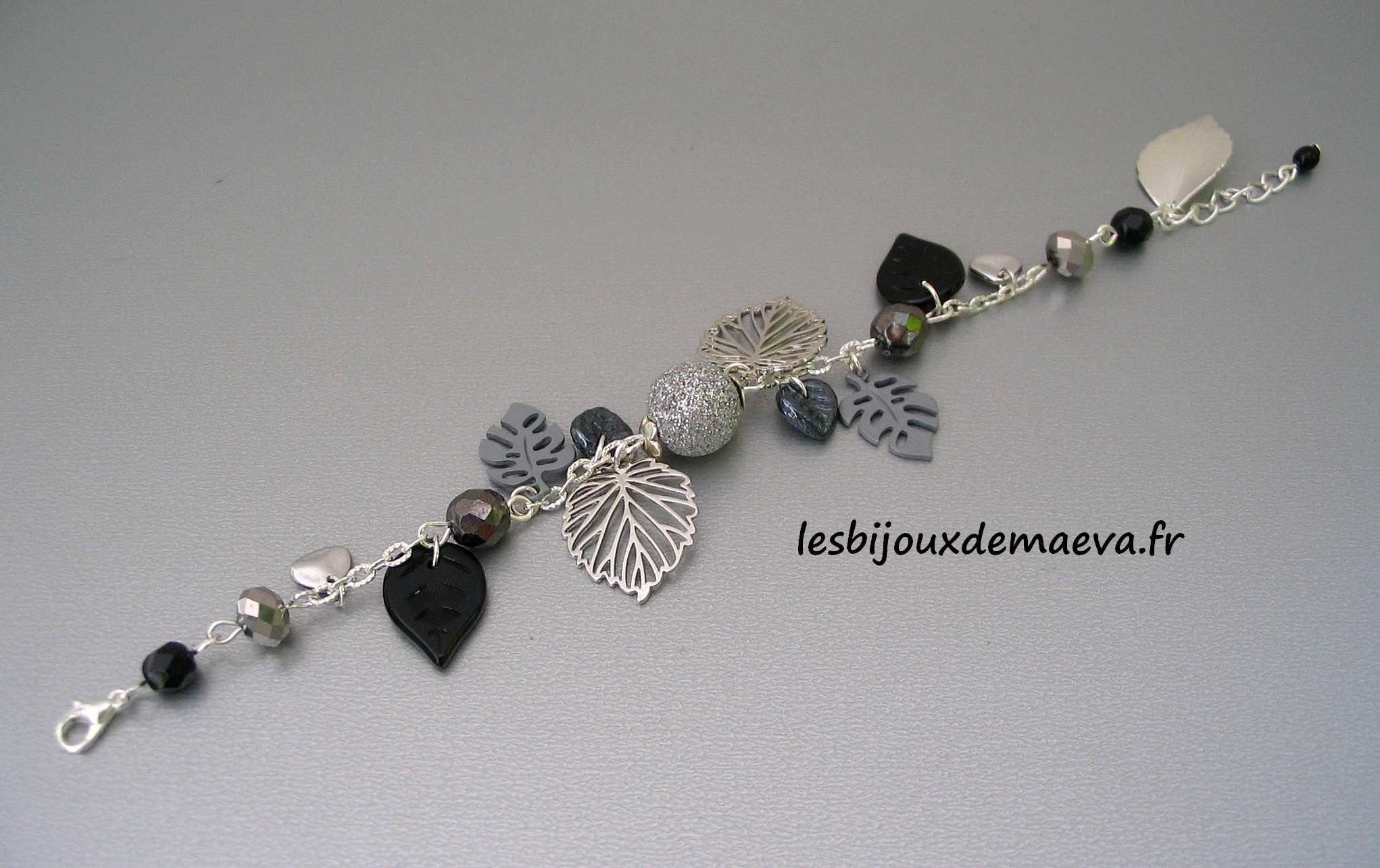 Bracelet fantaisie noir et gris Philodendron