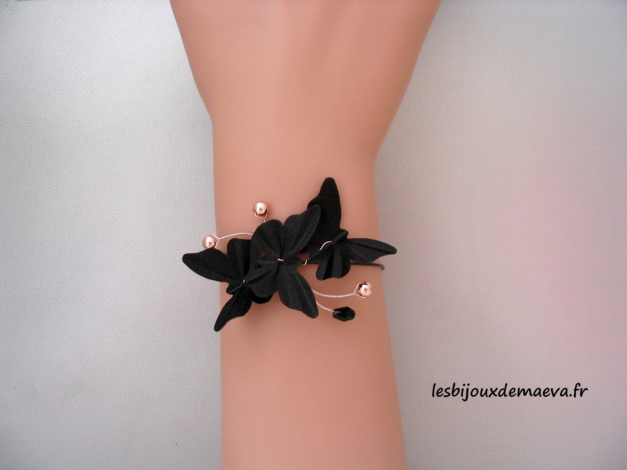 Bracelet fantaisie noir papillons Sophia