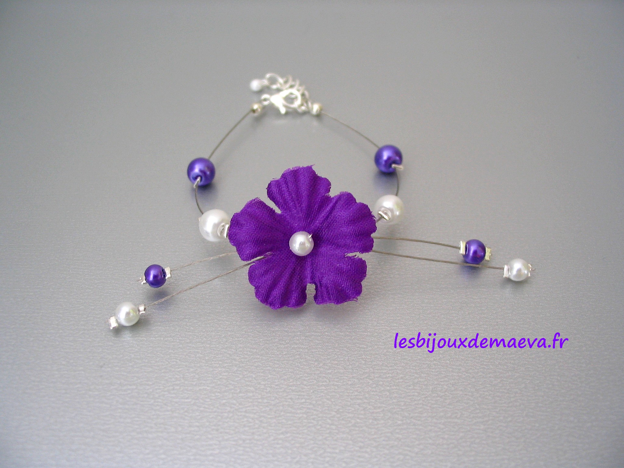 Bracelet mariage violet comète fleur