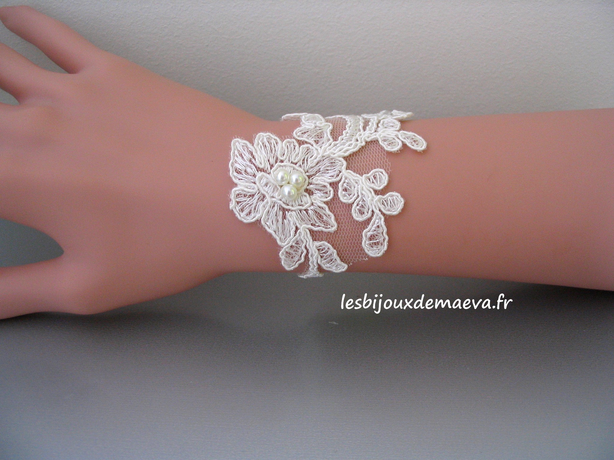 Bijoux mariage dentelle bracelet Arabesque