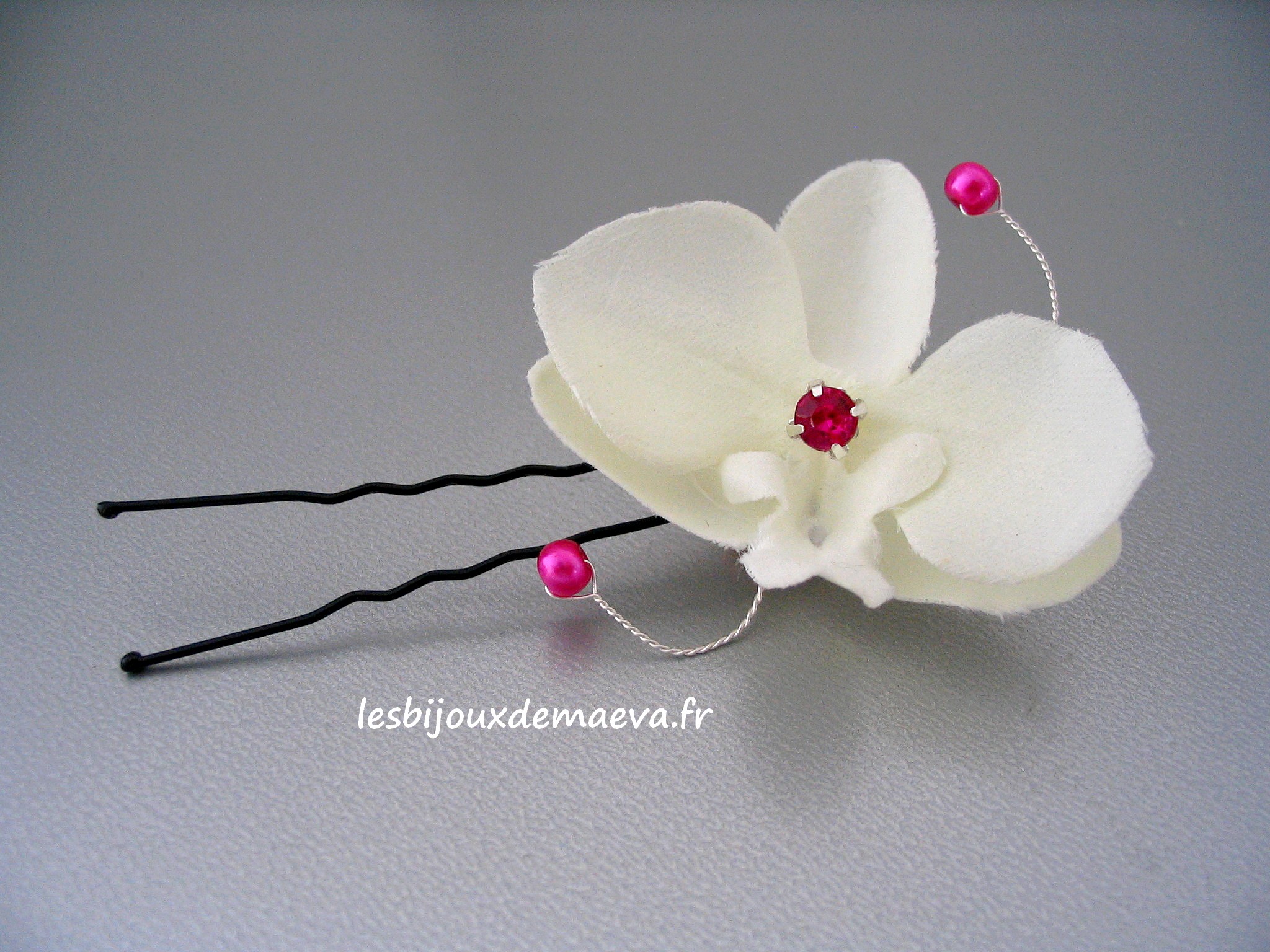 Noir Blanc Sequin Orchidée Fleur Fascinator Pilulier Chapeau races Mariage Cheveux 3683 