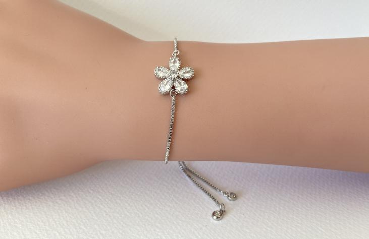 bracelet mariée fleur strass